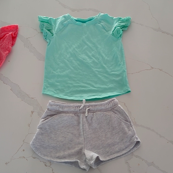BUNDLE 3 TOPS & 3 SHORTS 3T - Picture 4 of 9